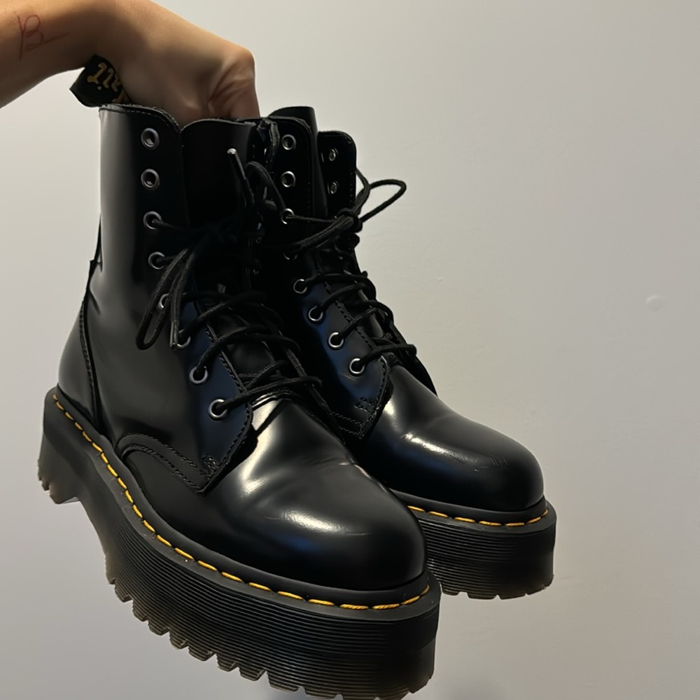 Dr Martens Jadon Boots